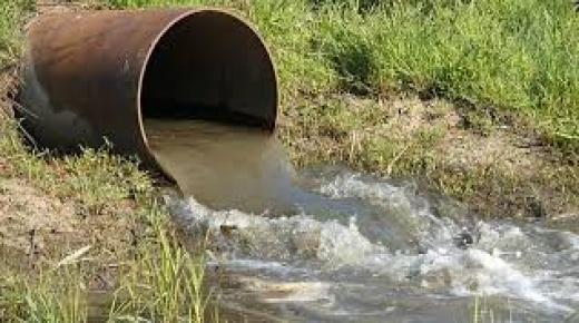 وزارة الداخلية تحذر من انتقال فيروس كورونا عبر مياه الصرف الصحي..