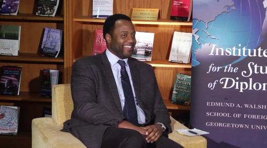 قادما من الجزائر.. تعيين لورانس راندولف قنصلا عاما جديدا للولايات المتحدة بالدار البيضاء..