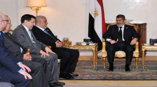 تعزية بئيسة من “البيجيدي” في وفاة مرسي لا ترقى إلى مستوى حجم علاقة “إخوان المغرب” ب”إخوان” مصر