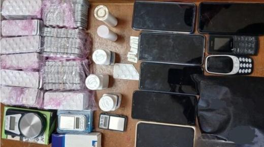 توقيف مبحوث عنه متورط في الحيازة والإتجار في المخدرات والمؤثرات العقلية