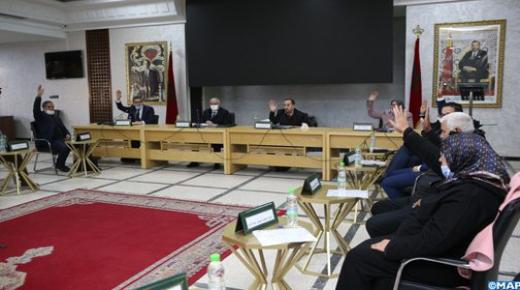 مجلس عمالة فاس يصادق على اتفاقيتين تهمان الصناعة التقليدية والطفولة..
