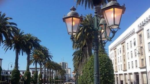 وزارة الداخلية تدعو إلى خفض استهلاك الكهرباء العمومية ..￼