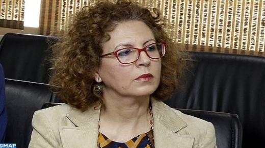 “بريق الحب وحجر على الحب”.. ديوان جديد للإعلامية والشاعرة بشرى فاضل..