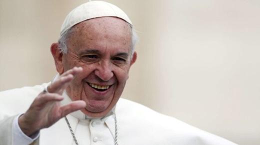 الفاتيكان يعلن وفاة البابا فرنسيس..