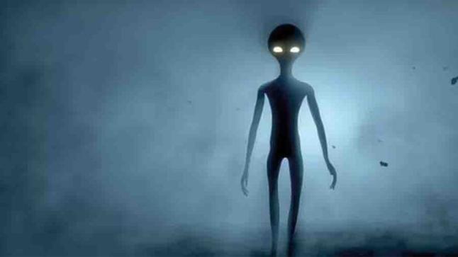 من غرور البشر أن نعتقد أننا وحدنا.. عالمة بريطانية مختصة تؤكد وجود كائنات فضائية خارج الأرض..