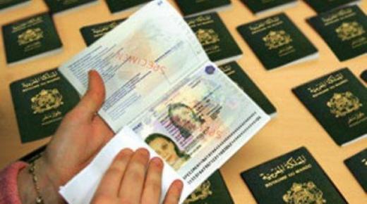 ضمنهم ثلاثة موظفين عموميين.. الأمن يفكك شبكة لتزوير “وثائق الفيزا”