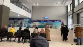 قضية احتكار مواعيد الحصول على التأشيرة الإسبانية من طرف السماسرة تصل إلى البرلمان..