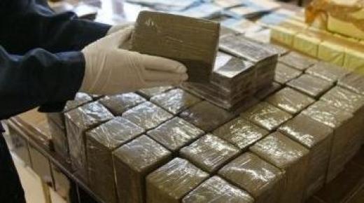 عملية أمنية تسفر عن حجز 5 أطنان و820 كلغ من مخدر الشيرا وتوقيف ستة أشخاص..