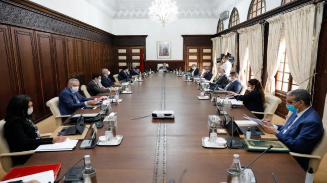 الحكومة المغربية تصادق على تمديد حالة الطوارئ الصحية..