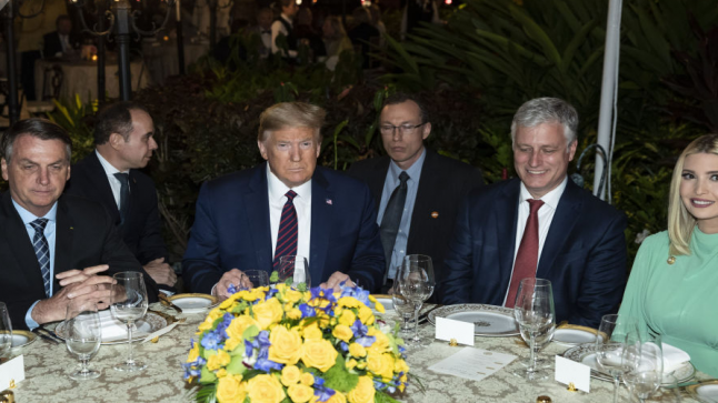 البرازيل تعلن إصابة وزير “اجتمع مع ترامب” بفيروس كورونا