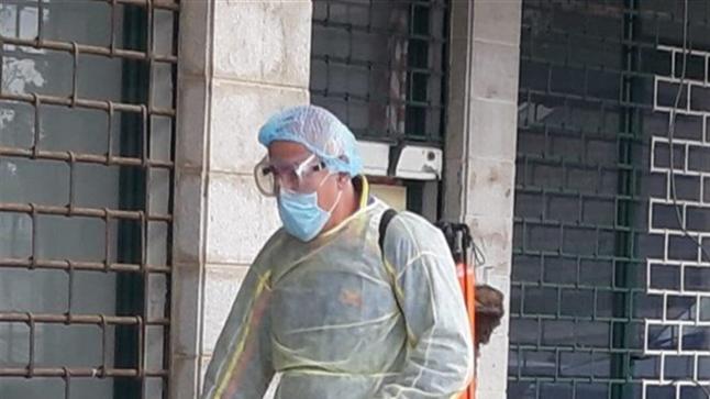 بروفيسور متخصص في تطور الأوبئة والأمراض المعدية: وباء كورونا بدأ للتو والحديث عن الذروة مجرّد وهم وتضليل