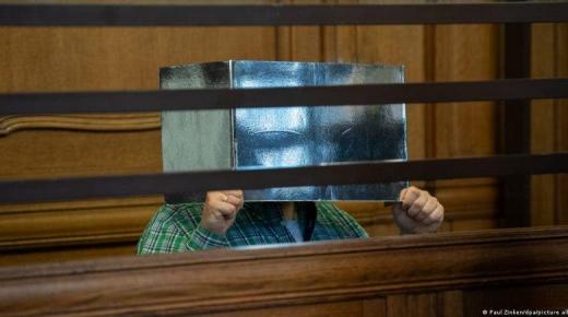 الحكم بالمؤبد على معلم ألماني يأكل لحم البشر..