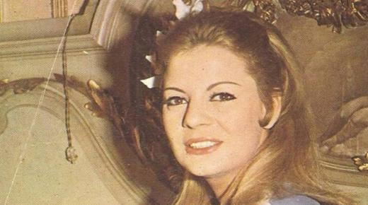 وفاة الفنانة المصرية الكبيرة نادية لطفي عن عمر يناهز 83 سنة..