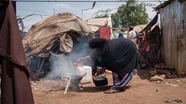 رئيس دولة عربية يعلن رسميا دخول بلاده في مجاعة ..
