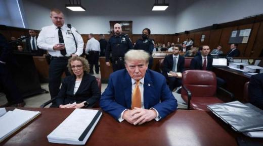 نجمة الأفلام الإباحية ستورمي دانيالز تدلي بـ”شهادة فاضحة” في محاكمة ترامب