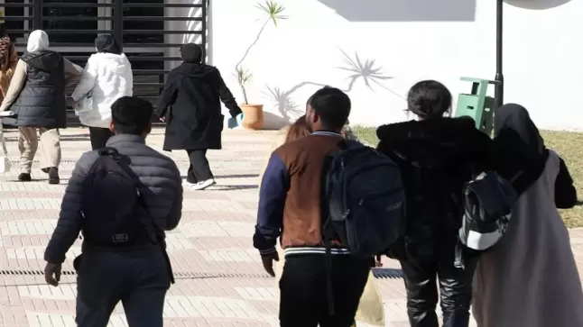 “الحلويات المخدرة” قرب بعض الإعداديات والثانويات يتطلب يقظة وحزما