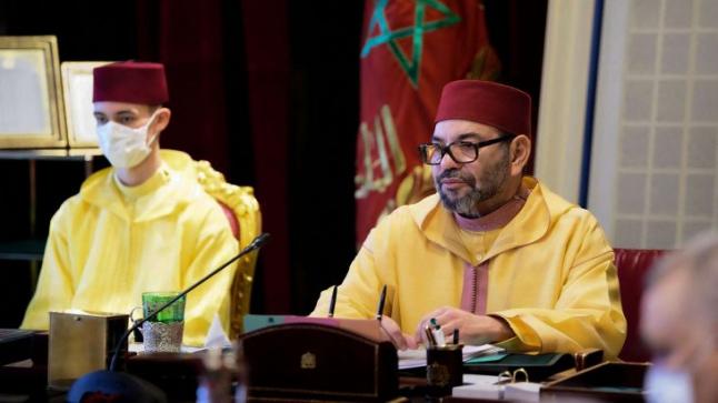 ال ملك محمد السادس يصدر عفوا عن 542 مدانا..