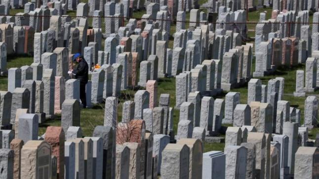 بسبب جائحة كورونا.. فتوى تبيح دفن المسلمين في مقابر غير إسلامية