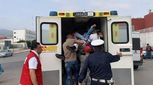 استعمال غاز مسيل للدموع يرسل 50 عاملة الى مستشفى الناظور..