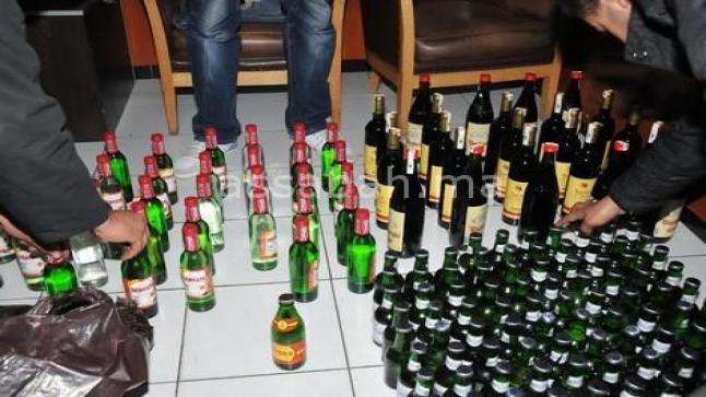 ضحايا الخمورالفاسدة يشعلون فتيل الإحتجاج..