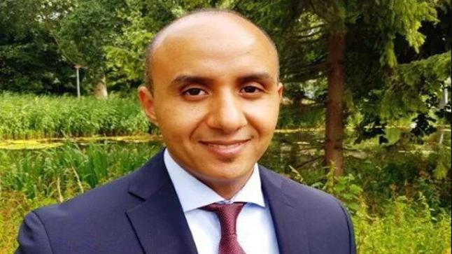 تعيين شاب مغربي مستشارا لملك وملكة هولندا