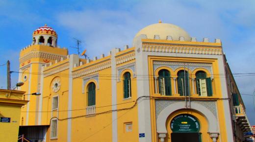 مليلية تعيد فتح المساجد للعبادة ابتداءً من يومه السبت..