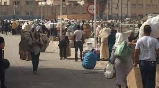 محاولة تهجير طفل سوري عبر بوابة بني انصار إلى مليلية تورّط مغربيّتيْن..