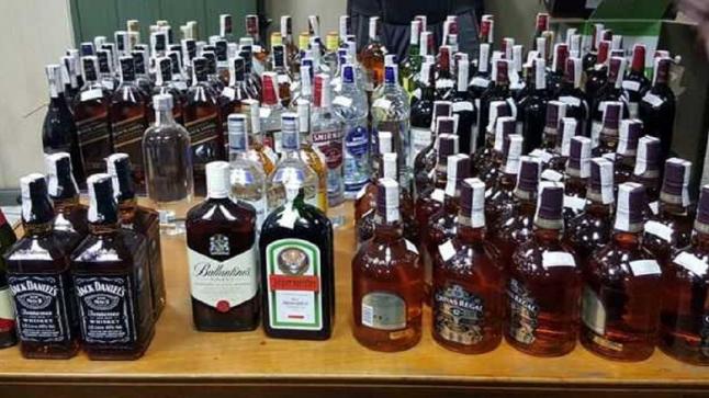 الأمن المغربي يضبط حوالي مليون قنينة مشروبات كحولية مهرّبة من الخارج..