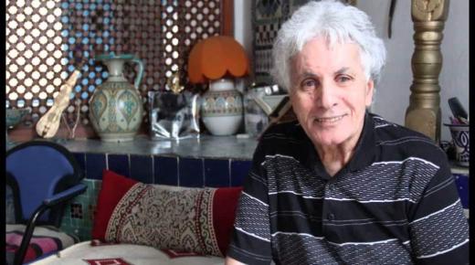 الملك محمد السادس يقدّم التعازي إلى أسرة ميكري ويعتبر الفقيد فنانا لامعا ساهم رفقة مجموعته في اثراء الأغنية المغربية المعاصرة