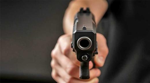 الناظور.. شرطي يطلق رصاصة لتعطيل سيارة سائق متهور..