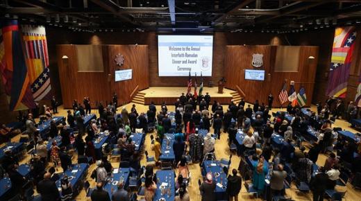 الضباط المسلمين بشرطة نيويورك ينظمون إفطارا رمضانيا