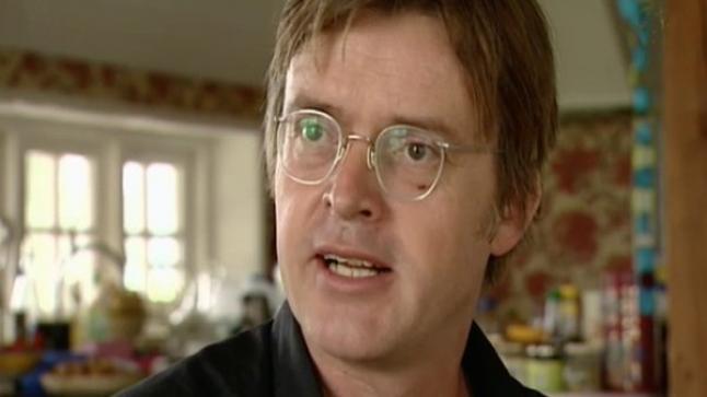 لهذا السبب رحلت السلطات المغربية صحفيا هولنديا عبر بوابة مليلية ؟