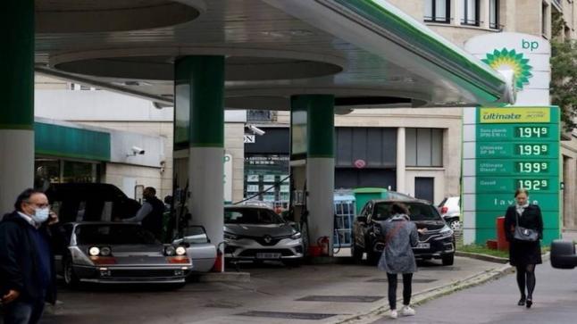 ها المُفيد..بسبب غلاء المحروقات فرنسا تدعم الأسر والشركات بـ2.2 مليار أورو..