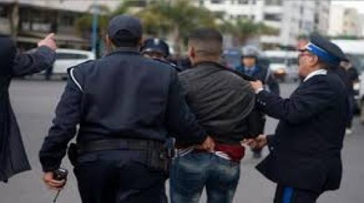 توقيف متورطين في سرقة خزنة حديدية من داخل محل لبيع المجوهرات وأخرى من محل لبيع السيارات..