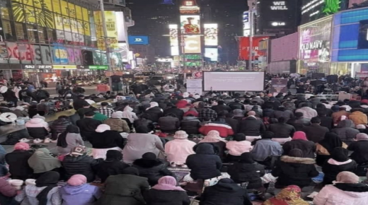 لأول مرة بأمريكا..إقامة صلاة التراويح بميدان “تايمز سكوير” فى نيويورك..