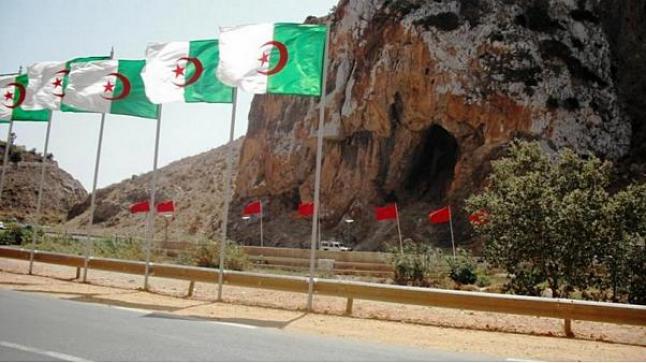 الكونفدرالية الديمقراطية للشغل تستعدّ لتنظيم “مسيرة شعبية” لفتح الحدود مع الجزائر