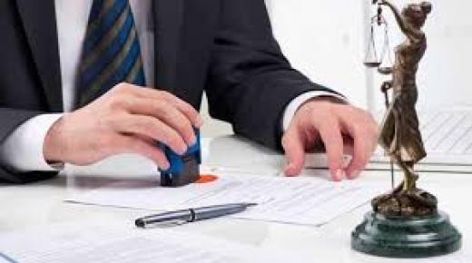 على اثر “الحيف” الذي لحقهم.. الموثقون يشتكون العدول إلى وزير العدل￼