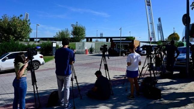 الشرطة الإسبانية تداهم مقرّ لجنة حكّام كرة القدم في فضيحة دفع أموال مشبوهة￼