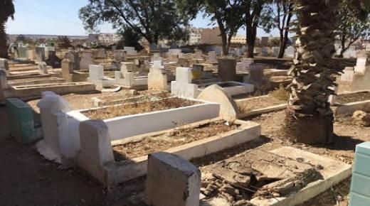 “أزمة المقابر” في المغرب مُصيبة أعظم من الموت نفسه..