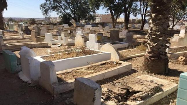 “أزمة المقابر” في المغرب مُصيبة أعظم من الموت نفسه..