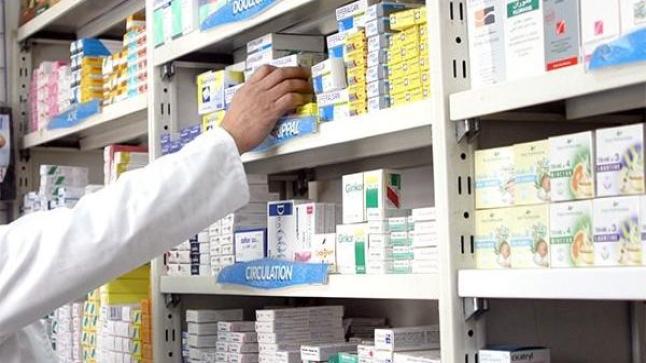 معاناة أصحاب الأمراض المزمنة متواصلة بسبب الانقطاع المستمر لأدوية من الصيدليات..