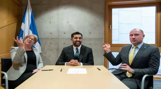 إسكتلندا تنتخب حمزة يوسف رئيساً للوزراء￼