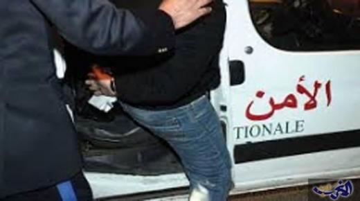 أمن تاوريرت.. يعتقل شخصا هدّد حارس أمن خاص بواسطة ساطور