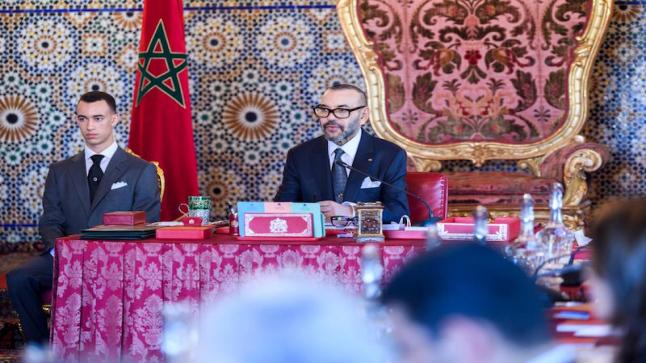 الملك محمد السادس يعين ولاة وعمالا وسفراء جددا ..