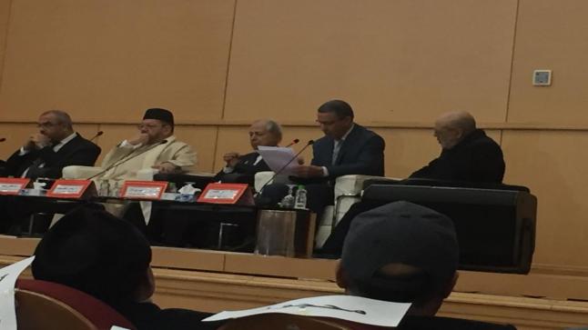  د. ادريس الضحاك يحاضر بوجدة حول “الأمن المائي وأسئلة الاستدامة