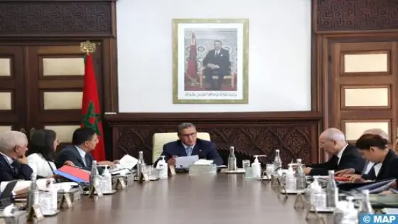 مجلس الحكومة يناقش تعديل المسطرة الجنائية وإحداث مناطق حرة جديدة