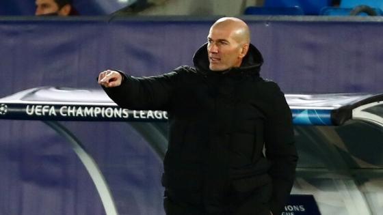 زيدان يشترط التعاقد مع 3 لاعبين لتجديد عقده مع ريال مدريد.. تعرف عليهم..