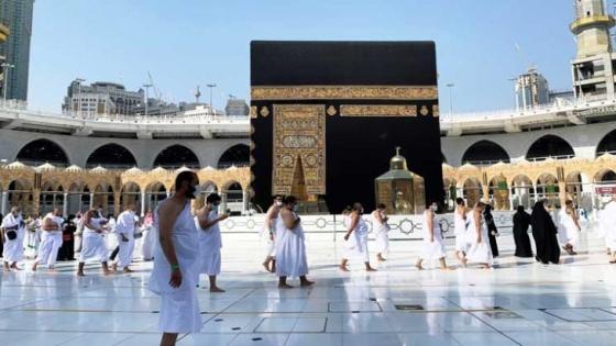 السعودية تتيح لحاملي التأشيرة السياحية الإلكترونية أداء مناسك العمرة..
